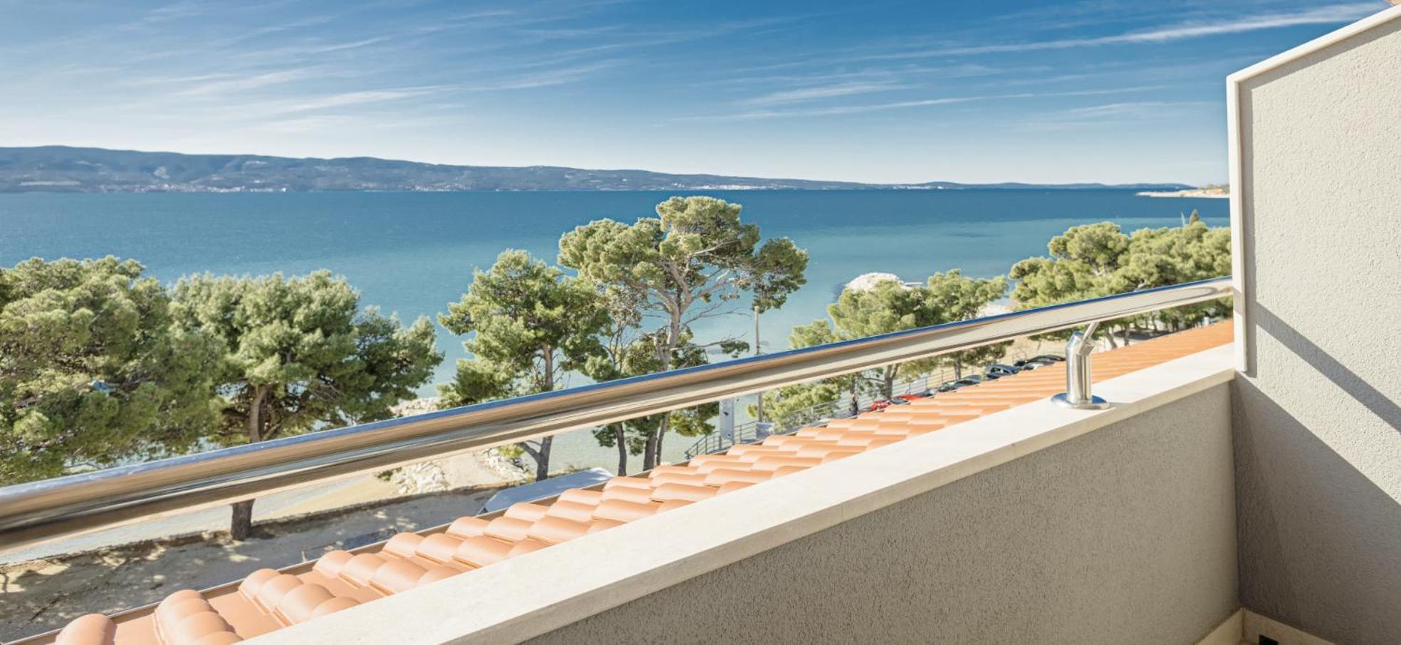 Rogac Rooms & Restaurant Omiš Eksteriør bilde